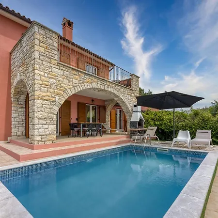 Villa Kontesici 12 *