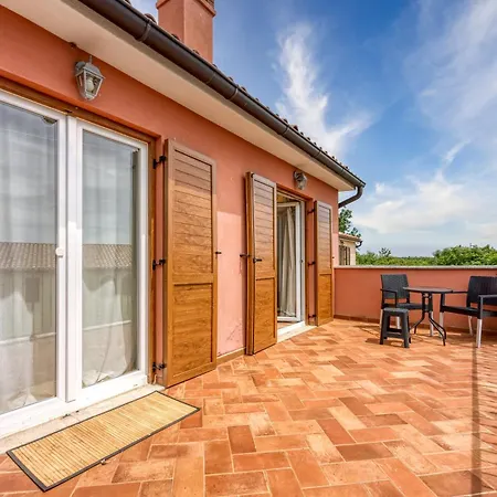 Lumare Aura - Pool, Garden, Bbq Marasi